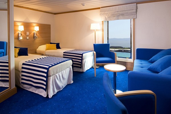 UnCruise Adventures La Pinta Admiral Cabin.jpg